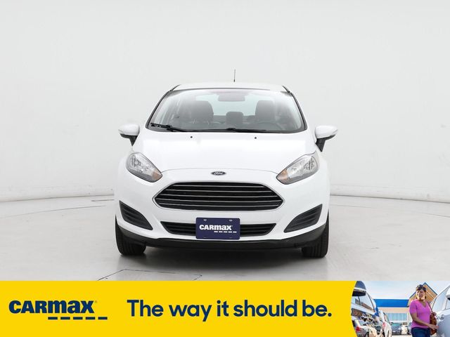 2016 Ford Fiesta SE
