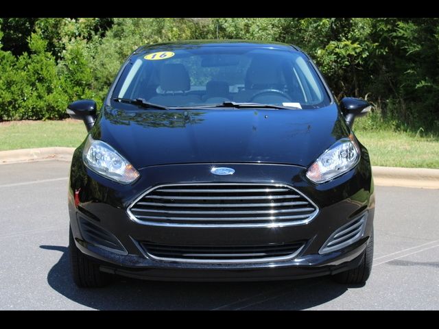 2016 Ford Fiesta SE