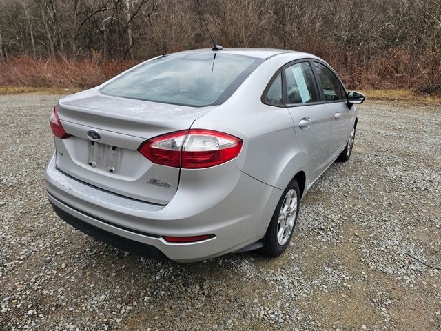 2016 Ford Fiesta SE