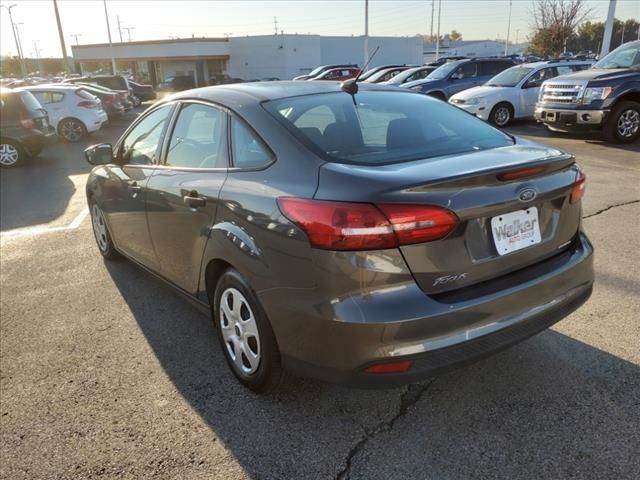 2016 Ford Focus S