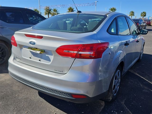 2016 Ford Focus S