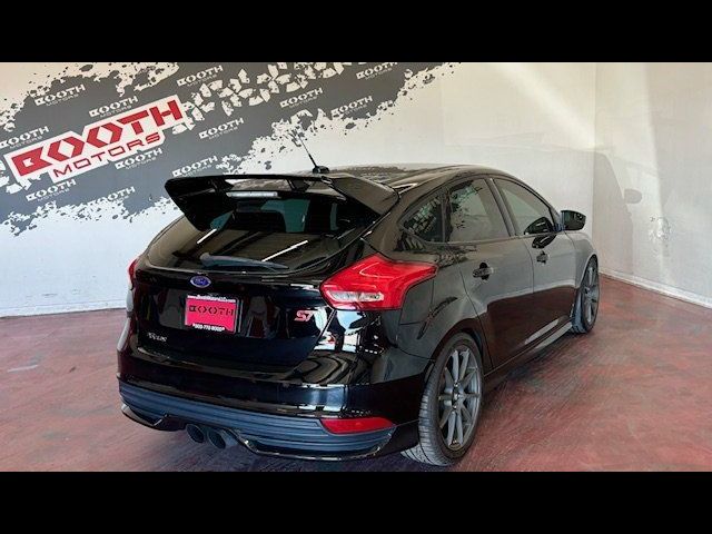 2016 Ford Focus ST