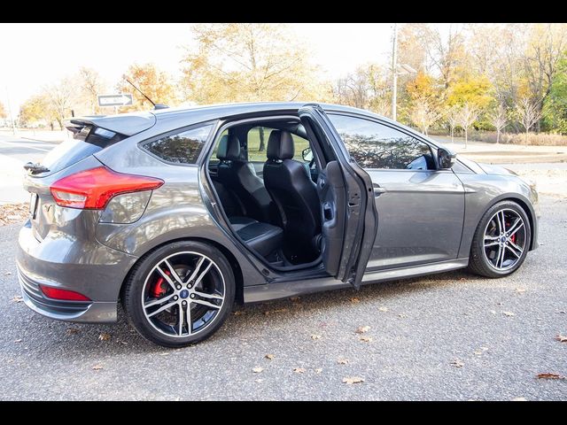 2016 Ford Focus ST