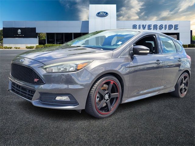 2016 Ford Focus ST