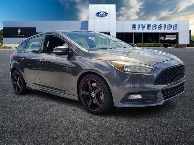 2016 Ford Focus ST