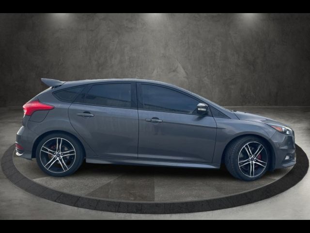 2016 Ford Focus ST