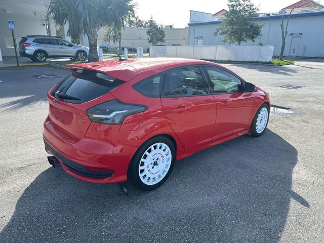 2016 Ford Focus ST