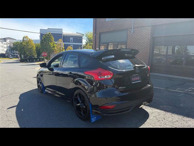 2016 Ford Focus ST