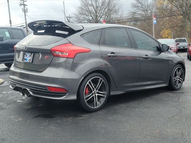 2016 Ford Focus ST