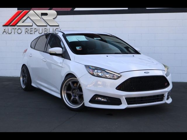 2016 Ford Focus ST