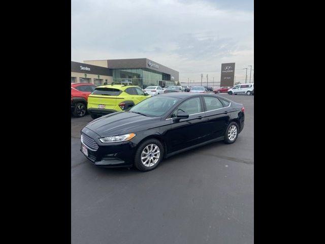 2016 Ford Fusion S