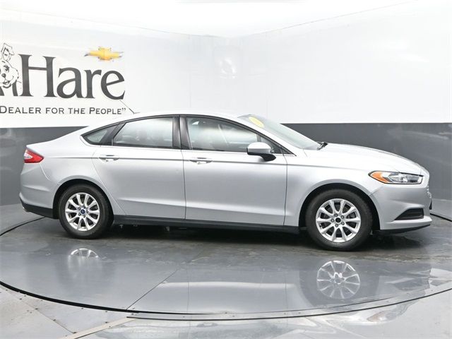 2016 Ford Fusion S