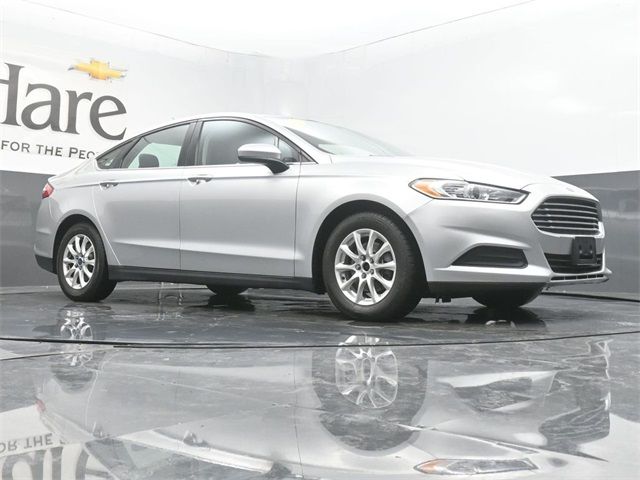 2016 Ford Fusion S