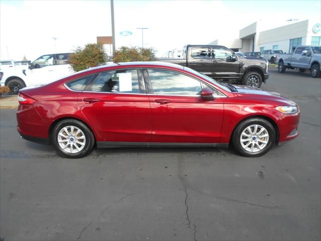 2016 Ford Fusion S