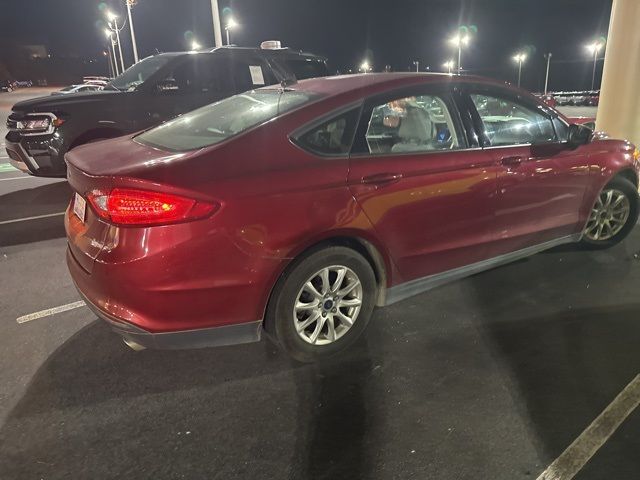 2016 Ford Fusion S