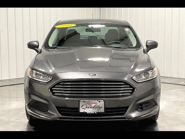 2016 Ford Fusion S