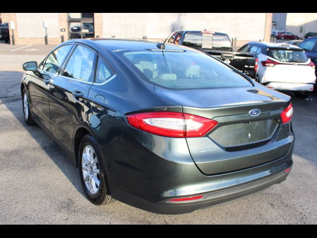 2016 Ford Fusion S