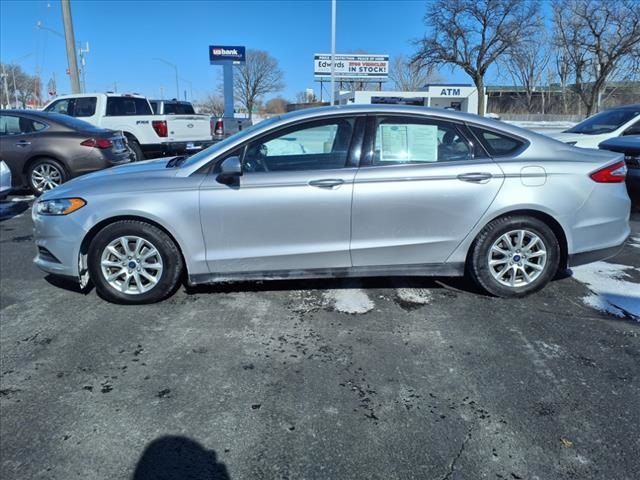 2016 Ford Fusion S