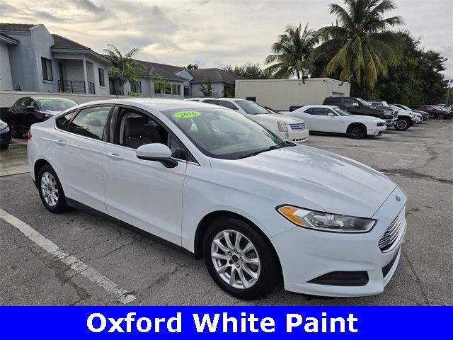 2016 Ford Fusion S