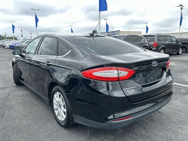 2016 Ford Fusion S