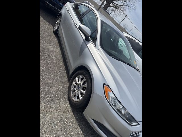 2016 Ford Fusion S
