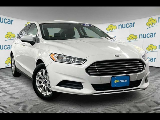 2016 Ford Fusion S