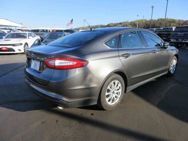 2016 Ford Fusion S