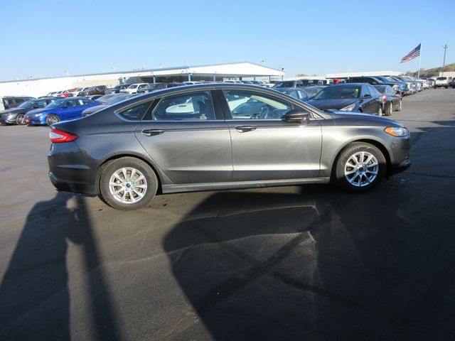 2016 Ford Fusion S