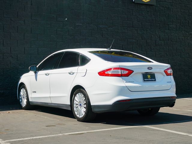 2016 Ford Fusion Hybrid S