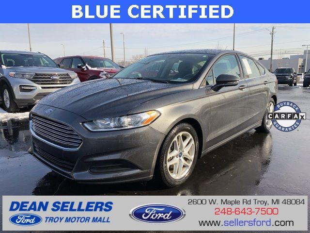 2016 Ford Fusion SE