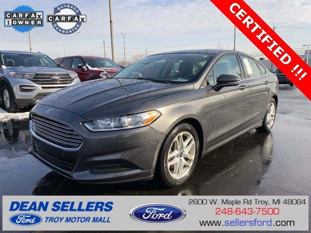 2016 Ford Fusion SE