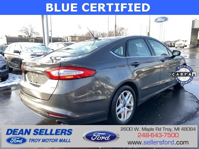 2016 Ford Fusion SE