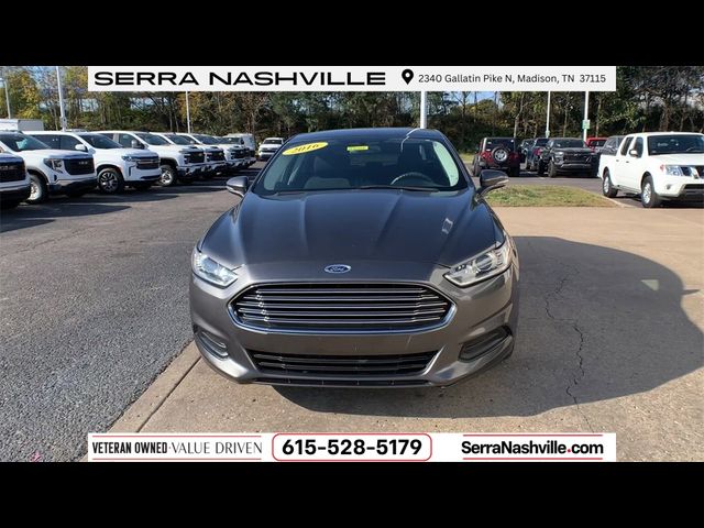 2016 Ford Fusion SE