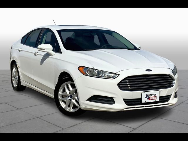 2016 Ford Fusion SE