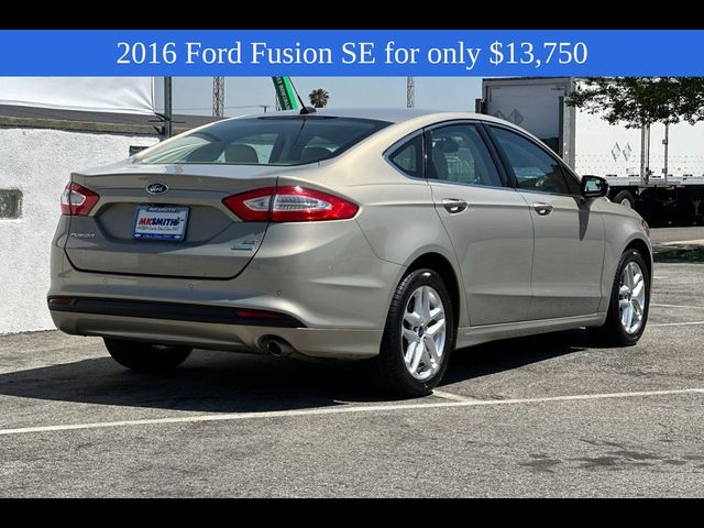 2016 Ford Fusion SE