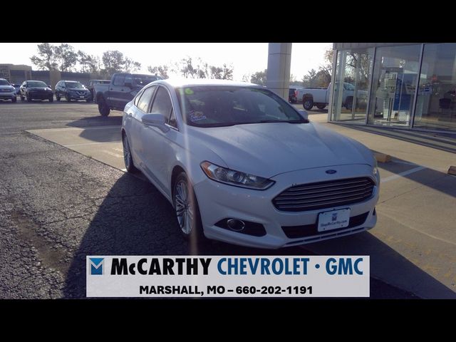 2016 Ford Fusion SE