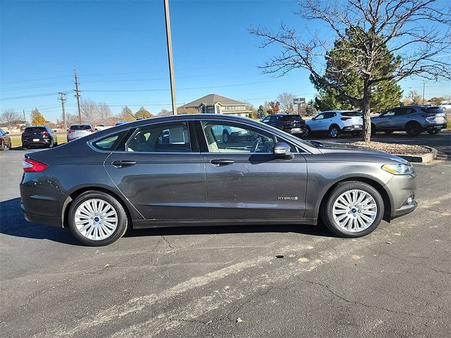 2016 Ford Fusion Hybrid SE