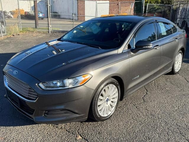 2016 Ford Fusion Hybrid SE