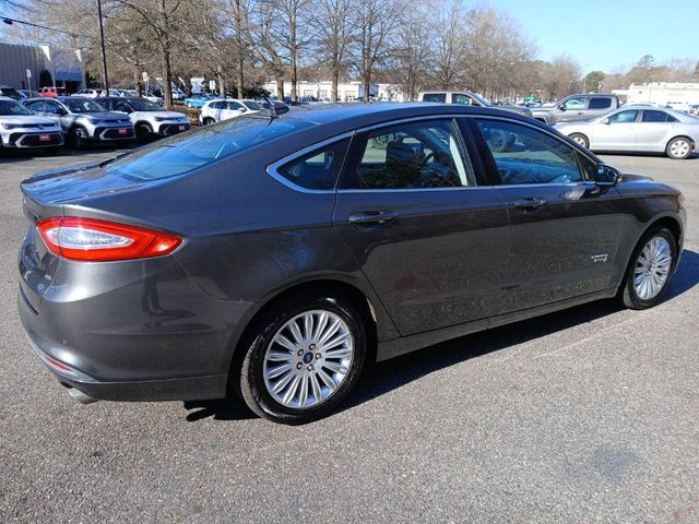 2016 Ford Fusion Energi SE Luxury