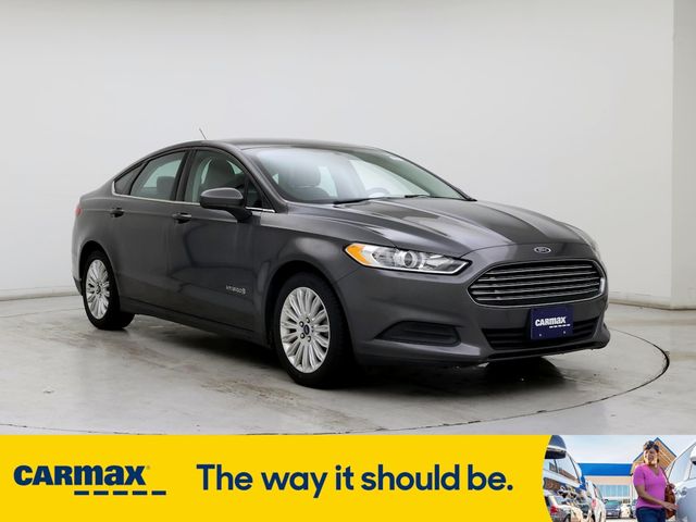 2016 Ford Fusion Hybrid S