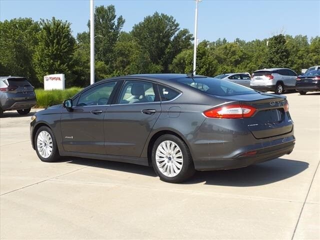 2016 Ford Fusion Hybrid S