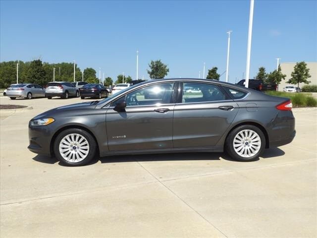 2016 Ford Fusion Hybrid S