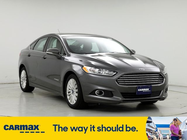 2016 Ford Fusion Hybrid SE