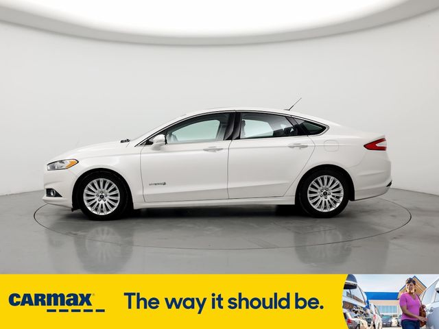 2016 Ford Fusion Hybrid SE