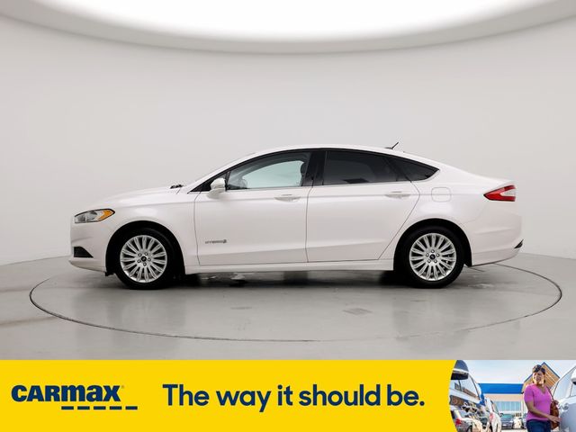 2016 Ford Fusion Hybrid SE