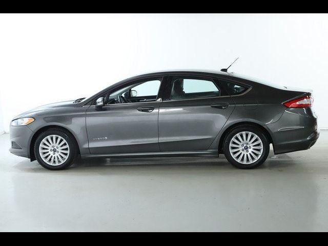 2016 Ford Fusion Hybrid SE