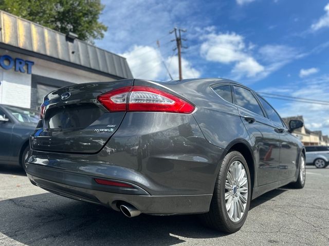 2016 Ford Fusion Hybrid SE