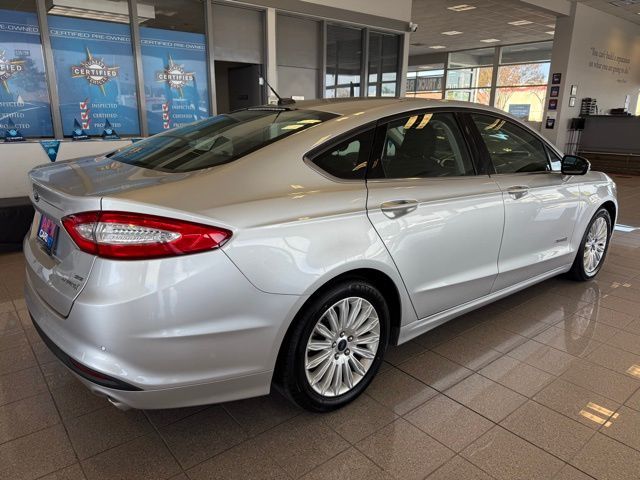 2016 Ford Fusion Hybrid SE