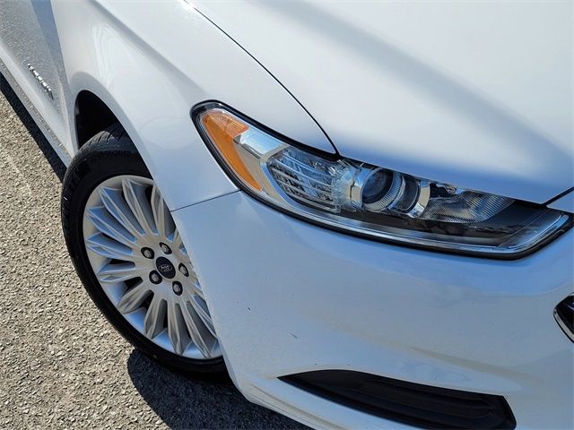 2016 Ford Fusion Hybrid SE