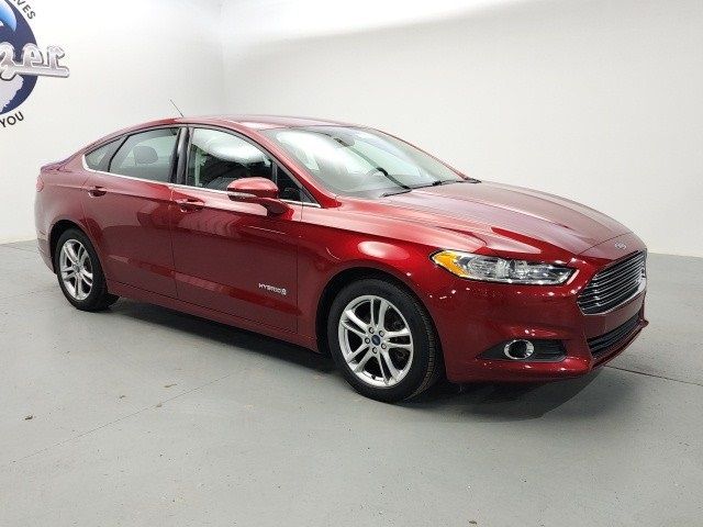 2016 Ford Fusion Hybrid SE